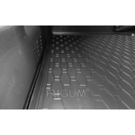 Gumový koberec do kufru FIAT 500e 2021- (vana do kufru) a dárek
