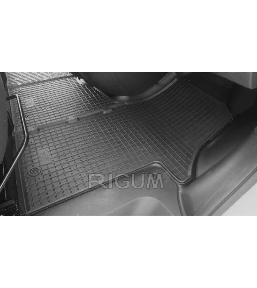 Autokoberce gumové Renault Trafic 3m 2014- — 4