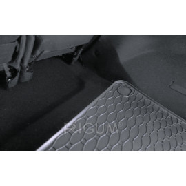 Gumový koberec do kufru Dacia Jogger 5m Hybrid 2023-