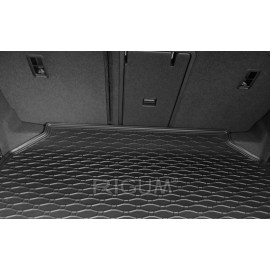 Gumový koberec do kufru Volkswagen Passat 2014- sedan