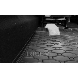 Gumový koberec do kufru Mercedes Vito 2014- XL 8/9 míst