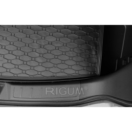 Gumový koberec do kufru MITSUBISHI Eclipse Cross PHEV 2021- a dárek