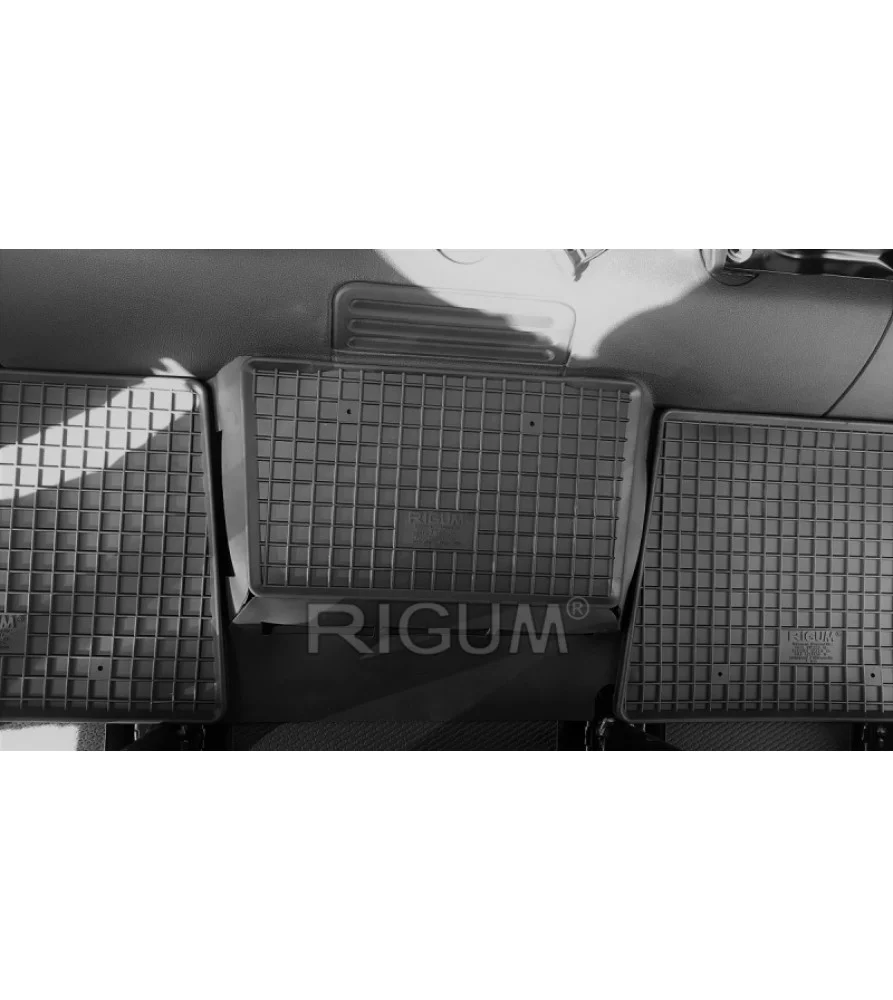Autokoberce gumové RENAULT Trafic 2014- 2. řada s topením- Passanger — 3