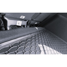 Gumový koberec do kufru Ford C-Max 2011- dojezdové kolo / opravná sada