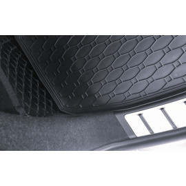 Gumový koberec do kufru Lexus NX 2021-