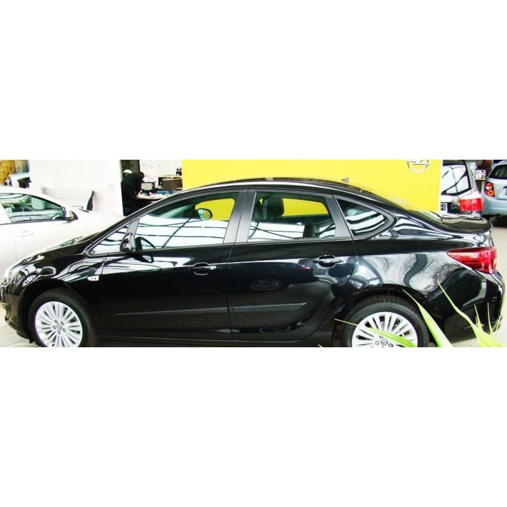 Boční lišty dveří Opel Astra IV J 2012 - 2019 sedan