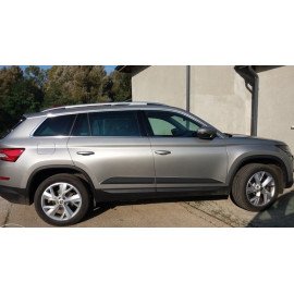 Boční lišty dveří pasující na Škoda Kodiaq 2017-