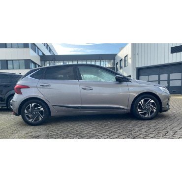 Boční lišty dveří Hyundai i20 5D 2020- hatchback
