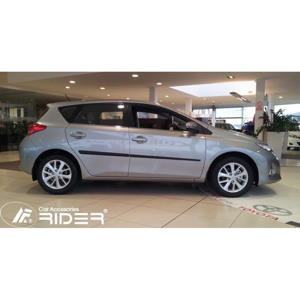 Boční lišty dveří Toyota Auris 5D 2013 - 2015 wag