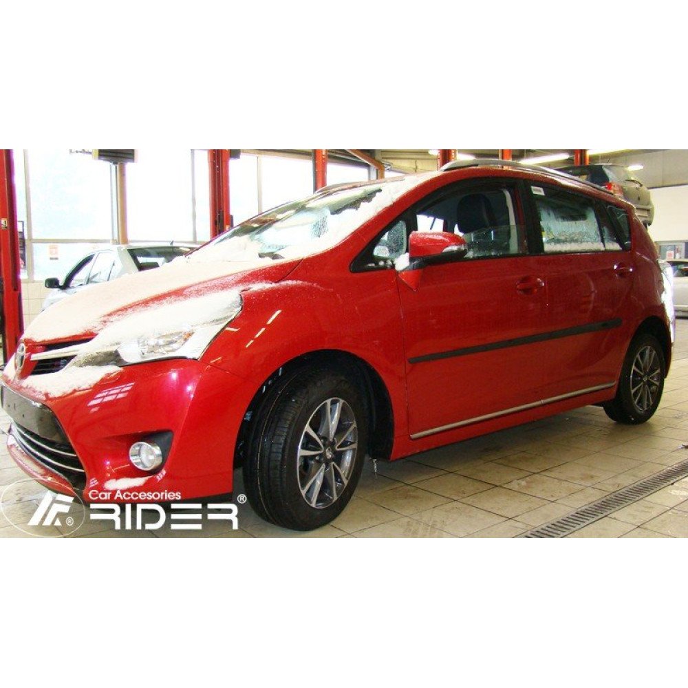 Boční lišty dveří Toyota Verso 2013-