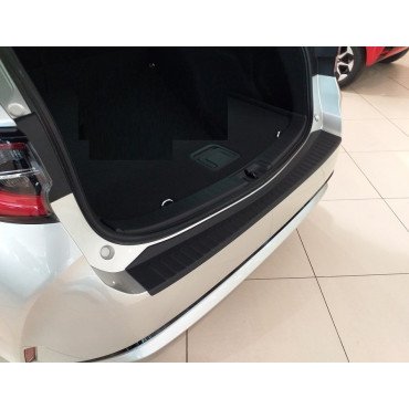 Kryt prahu pátých dveří Suzuki Swace 2020- combi