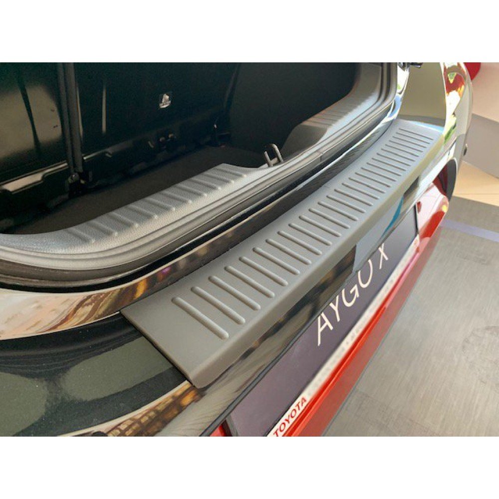 Kryt prahu pátých dveří Toyota Aygo X 2022-