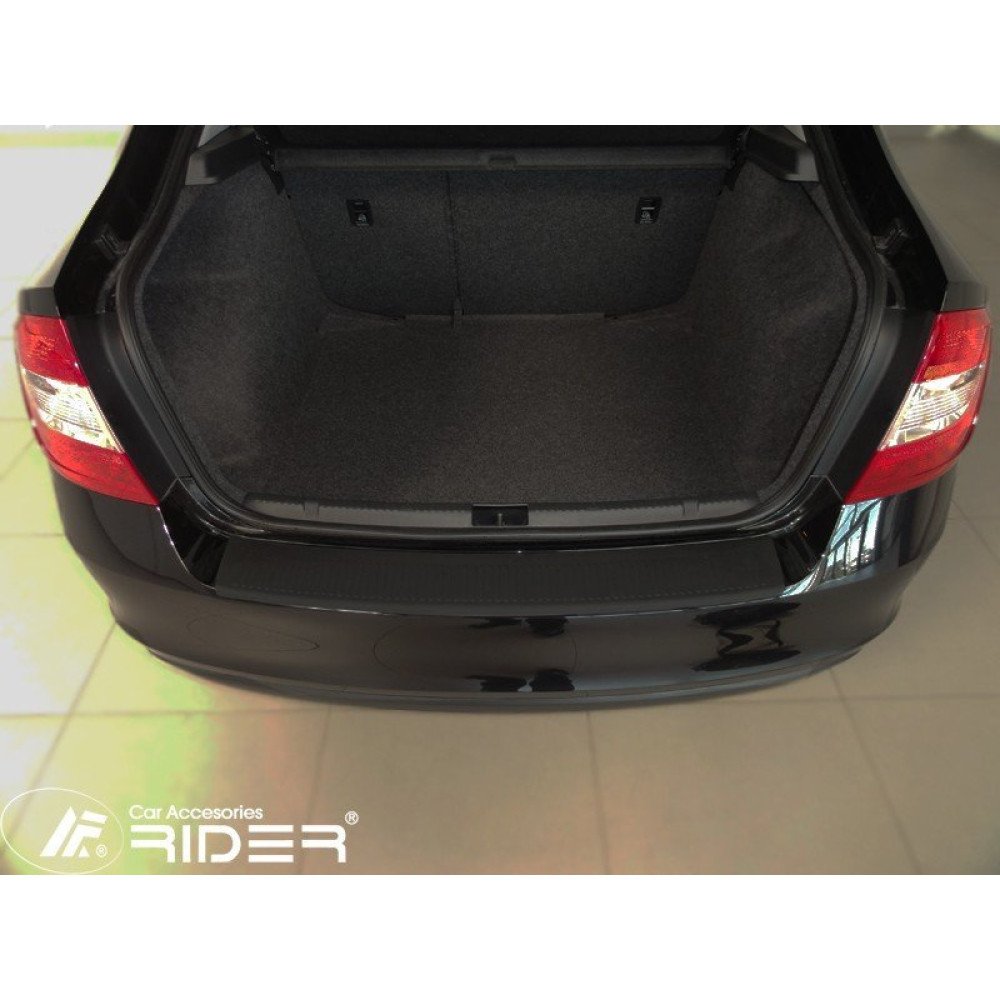 Kryt prahu pátých dveří Seat Toledo Liftback 2013-