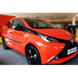 Boční lišty dveří Toyota Aygo 5D od 2014-