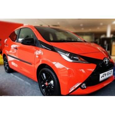 Boční lišty dveří Toyota Aygo 5D od 2014-