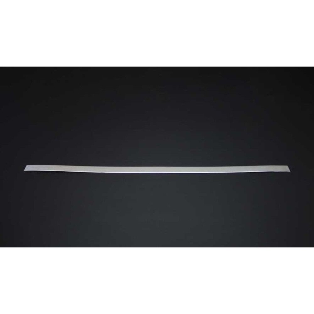 Ozdobná lišta na páté dveře Škoda Karoq