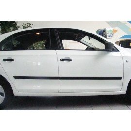Boční lišty dveří pasující na Škoda Rapid 2012 sed/spaceback