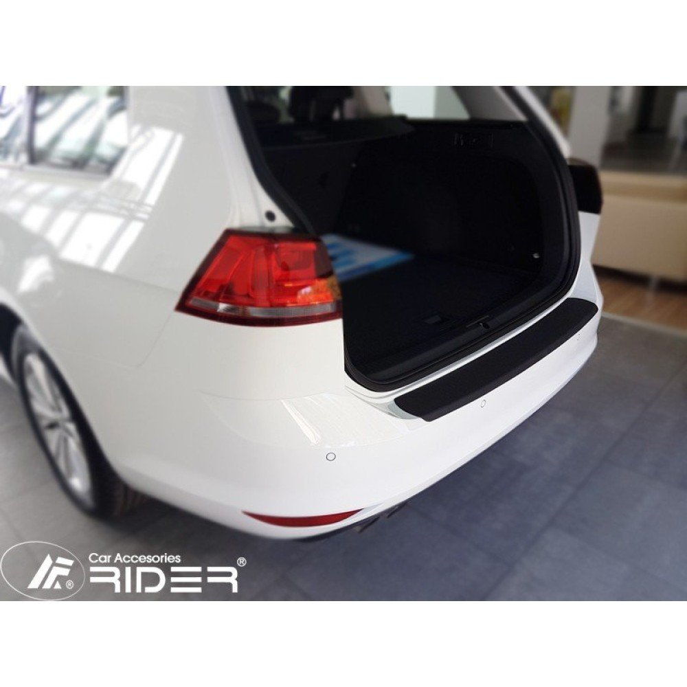 Kryt prahu pátých dveří VW Golf VII combi r.v. 2012-2016