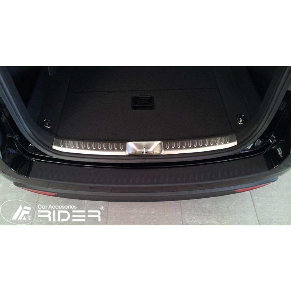 Kryt prahu pátých dveří Hyundai i40 CW r.v. 2011