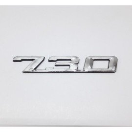 BMW znak na kapotu nápis 730