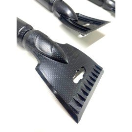 Škrabka na led se smetáčkem červená