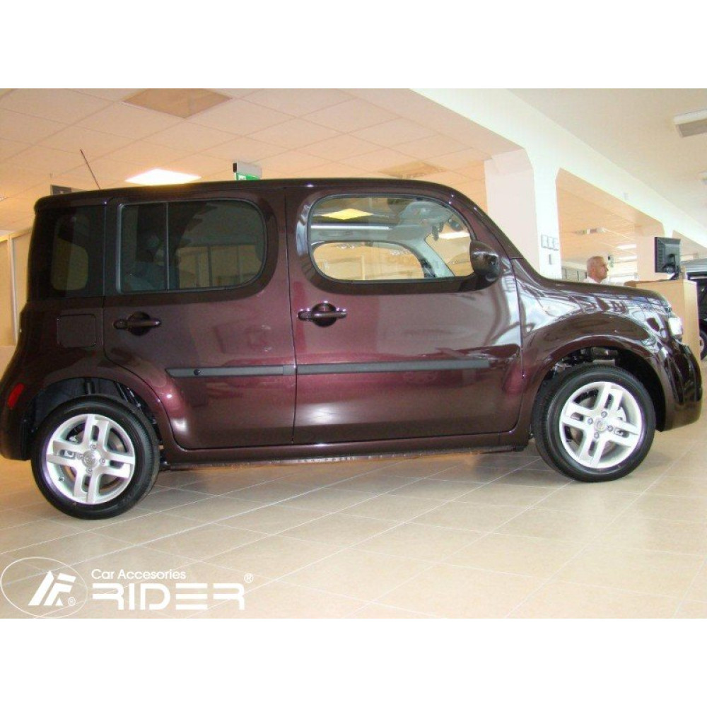 Boční lišty dveří Nissan Cube 2009 - 2011