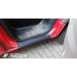 Prahové lišty Nissan Interstar 2006 - 2010