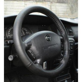 Kožený potah volantu Mária Cavallo černý perforovaný