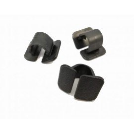 Svorka do krytu proti hluku přední kapoty