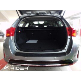 Kryt prahu pátých dveří Toyota Auris II combi r.v 2013-2014