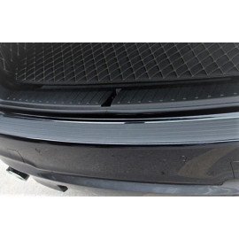 Kryt prahu pátých dveří Ford.