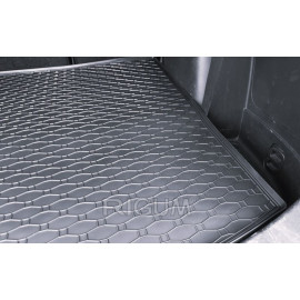 Gumový koberec do kufru Mitsubishi Outlander 5m 2012- (vana do kufru) a dárek
