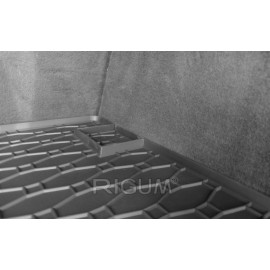 Gumový koberec do kufru Audi A4 Avant od 2001-