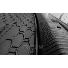 Gumový koberec do kufru Volkswagen Golf VI Variant 2008-