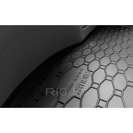 Gumový koberec do kufru Toyota Aygo 2014- dolní poloha bez rezervy (vana do kufru)