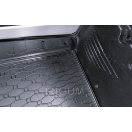Gumový koberec do kufru Opel Combo L1 5m od 2012- (vana do kufru)