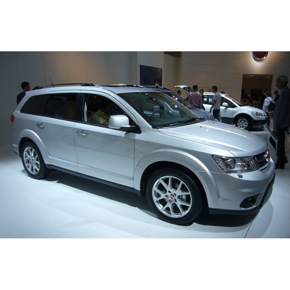 boční lišty dveří Fiat Freemont 2011