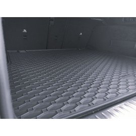 Gumový koberec do kufru Mercedes E-Klasse Combi MHEV 2024- (S214)