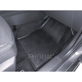 Autokoberce gumové pasující na Škoda Kamiq 2019-