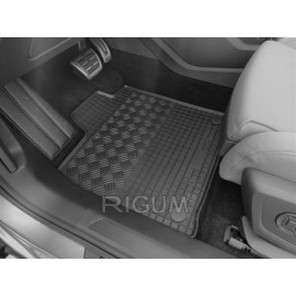 Autokoberce gumové pasující na Škoda Elroq 2025
