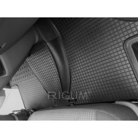 Autokoberce gumové Volkswagen T6.1 Transporter / Caravelle / Multivan 2m 2019- +TUNEL (4díl)