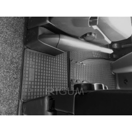 Autokoberce gumové Volkswagen T6.1 Transporter / Caravelle / Multivan 2m 2019- +TUNEL (4díl)