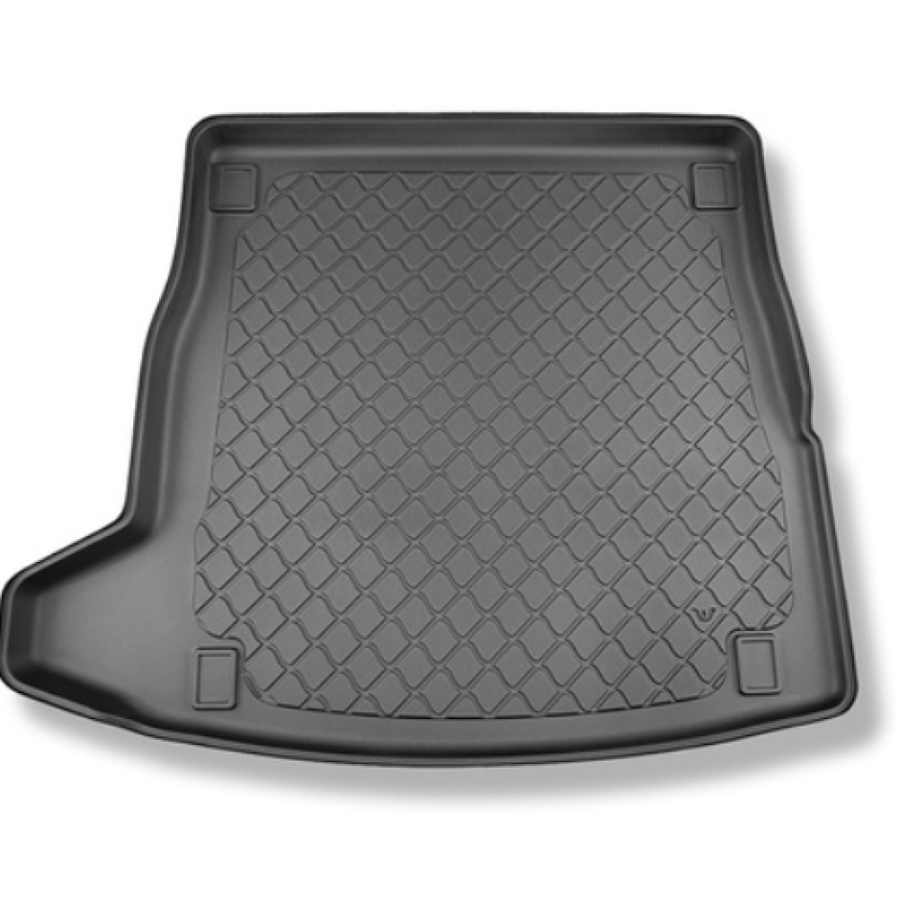 Vana do kufru Alfa Romeo Stelvio 949 2017- SUV  bez subwooferu