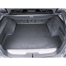 Gumový koberec do kufru BMW 3e Touring 2019- (G21)