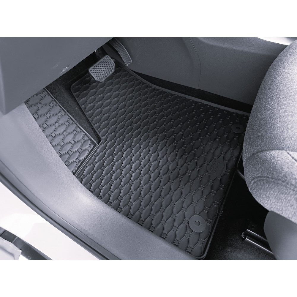 Autokoberce gumové Leapmotor B10 2025- elektrická i hybridní verze
