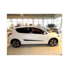 Boční lišty dveří Nissan Pulsar 2014 - 2018