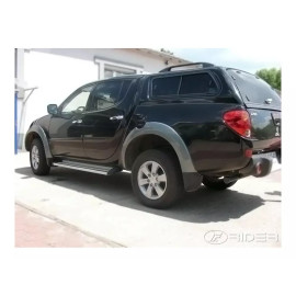 Boční lišty dveří Mitsubishi L200 2006 - 2011