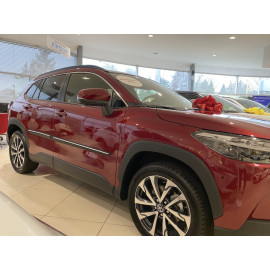 Boční lišty dveří Toyota Corolla Cross 2020-
