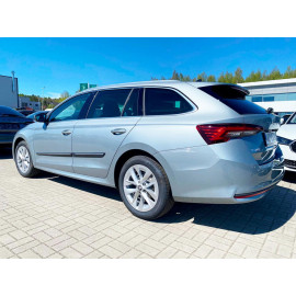 Boční lišty dveří pasující na Škoda Octavia IV kombi 2019-
