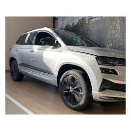 Boční lišty dveří pasující na Škoda Karoq 2017-